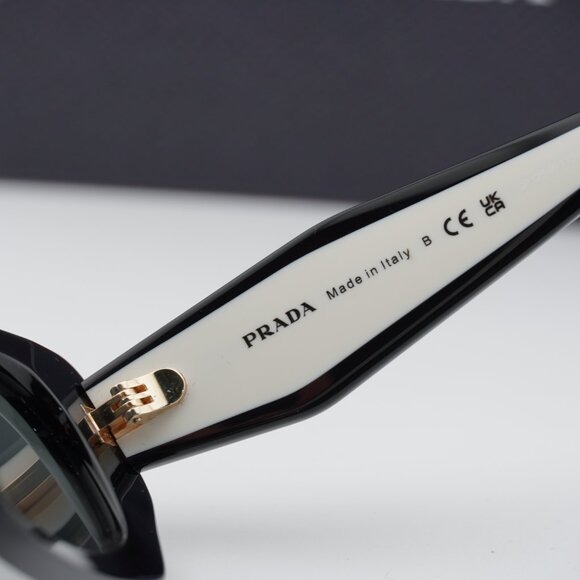 Prada PRB05S 09Q08Z Rectangle Sunglasses – Black\\Dark Grey